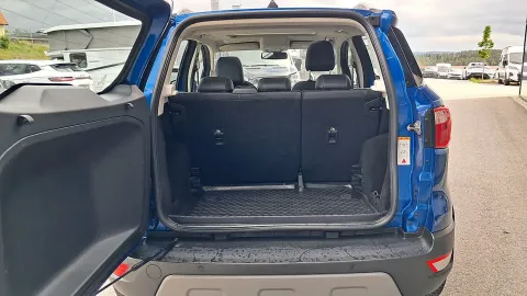 Car image 29
