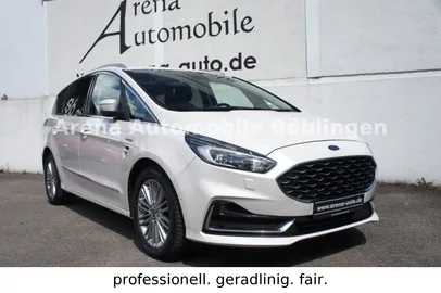 Car image 3