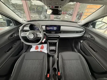 Car image 42