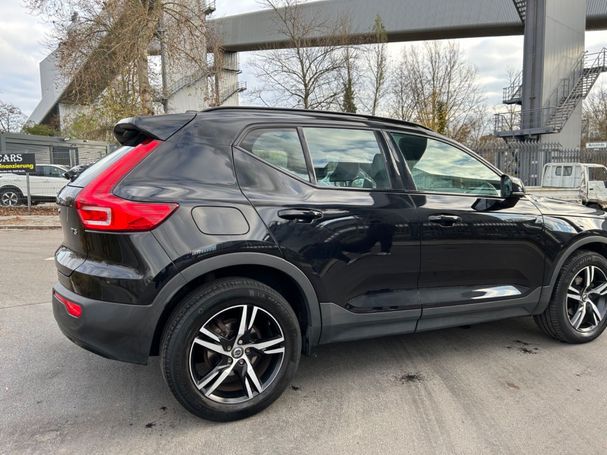 Volvo XC40 120 kW image number 2