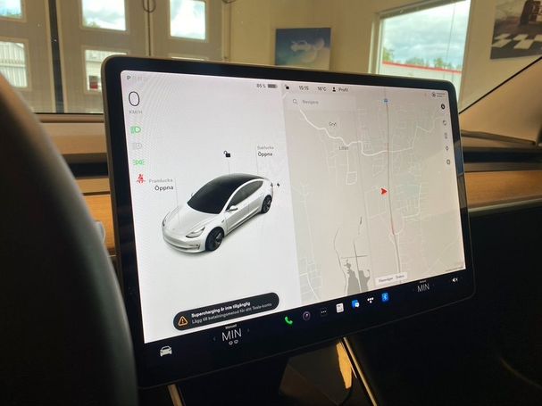 Tesla Model 3 Long Range AWD 324 kW image number 12