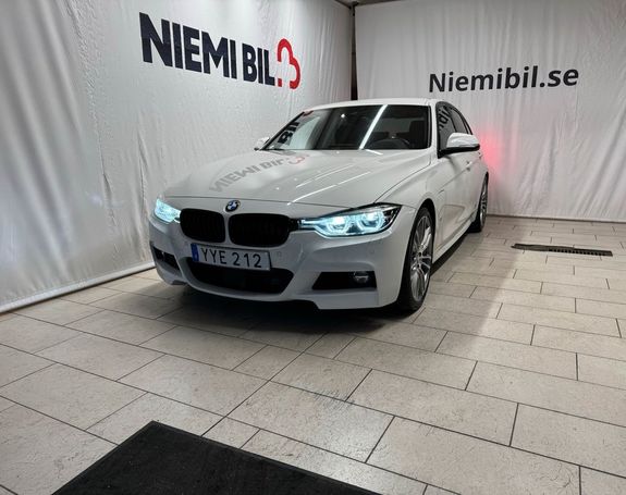 BMW 330e M Sport 185 kW image number 2