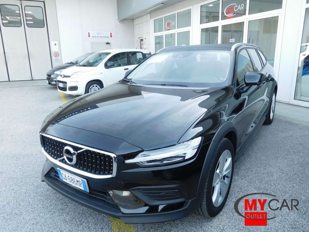 Volvo V60 Cross Country D4 AWD Geartronic Plus 140 kW image number 1