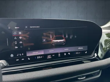 Car image 29