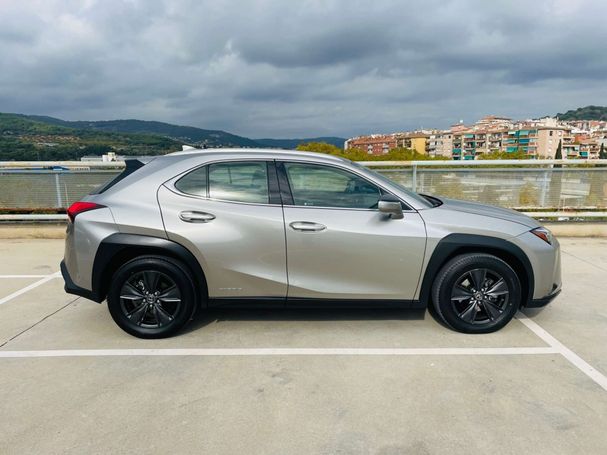 Lexus UX 250h 135 kW image number 8