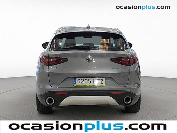 Alfa Romeo Stelvio 2.2 Q4 154 kW image number 17