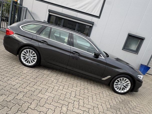 BMW 520d Touring Luxury Line 140 kW image number 5