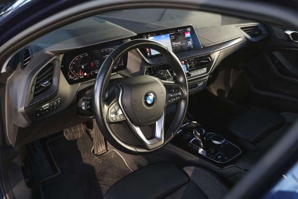 BMW 118i Sport Line 100 kW image number 9