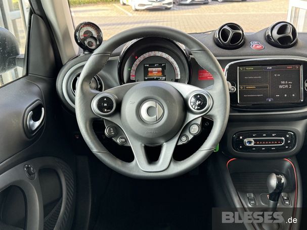 Smart ForTwo cabrio EQ 60 kW image number 13