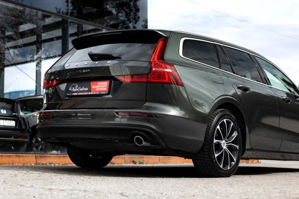 Volvo V60 D3 Geartronic Momentum 110 kW image number 14