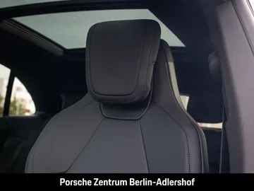 Car image 36