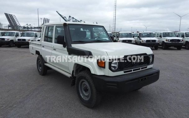 Toyota Land Cruiser 97 kW image number 4