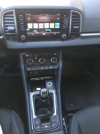 Skoda Karoq 2.0 TDI SCR 4x4 Ambition 110 kW image number 7