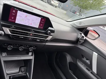 Car image 48