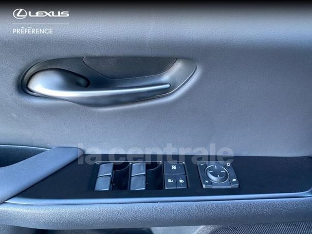 Lexus UX 135 kW image number 8