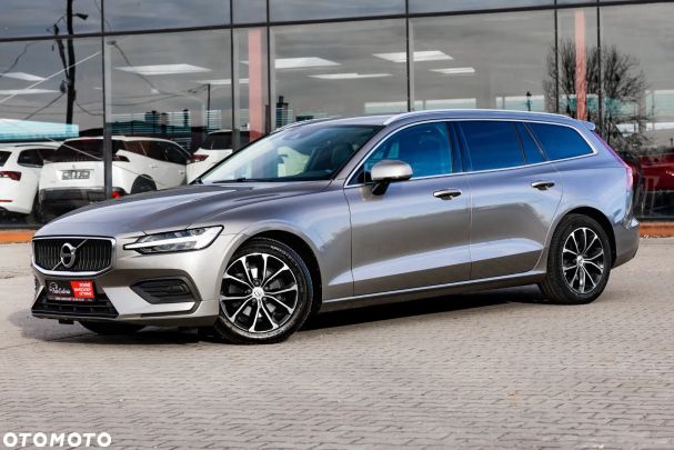 Volvo V60 D3 Momentum 110 kW image number 1