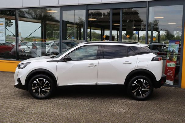 Peugeot 2008 130 Allure 96 kW image number 5