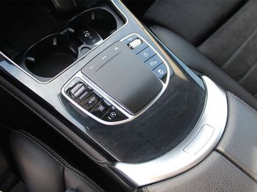 Car image 40