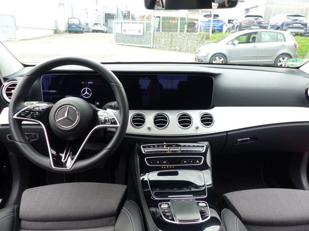 Mercedes-Benz E 220 147 kW image number 10