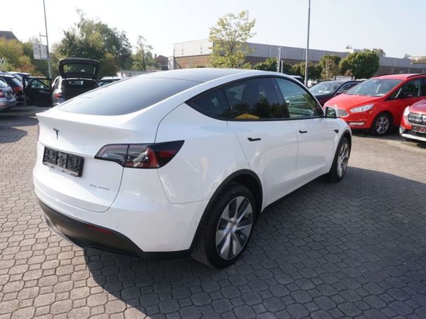 Tesla Model Y Long Range AWD 258 kW image number 4