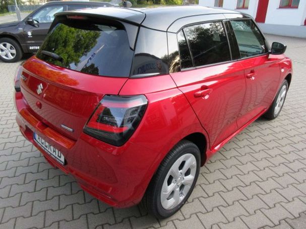 Suzuki Swift 1.2 Hybrid Comfort Allgrip 61 kW image number 6