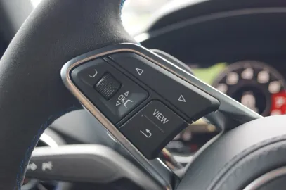 Car image 50