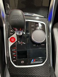 Car image 40