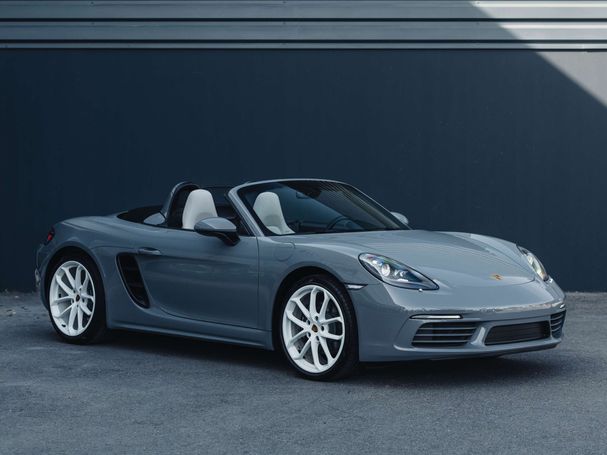 Porsche Boxster PDK 220 kW image number 3