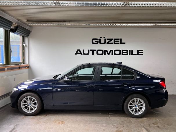 BMW 320i 135 kW image number 5