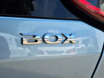 Car image 33