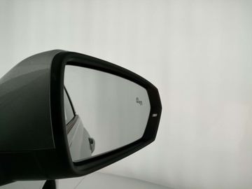 Car image 37