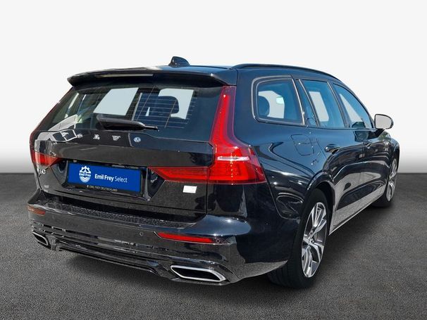 Volvo V60 T6 R Design AWD Geartronic Recharge 251 kW image number 3