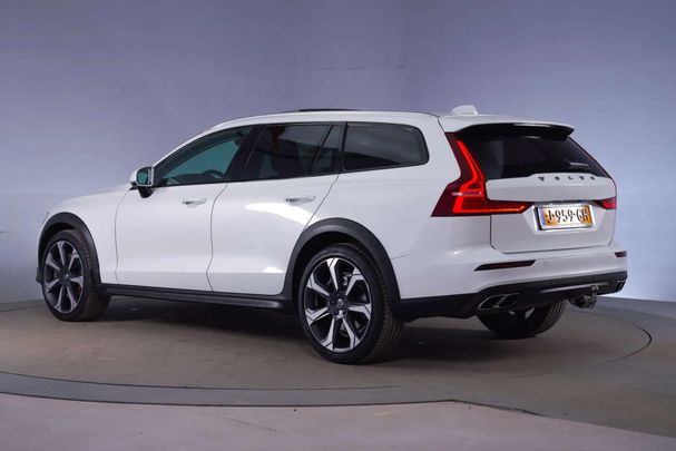 Volvo V60 AWD B5 184 kW image number 3