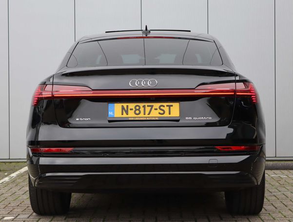 Audi e-tron 55 quattro Sportback 300 kW image number 8