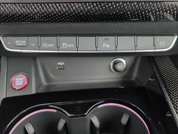 Car image 42