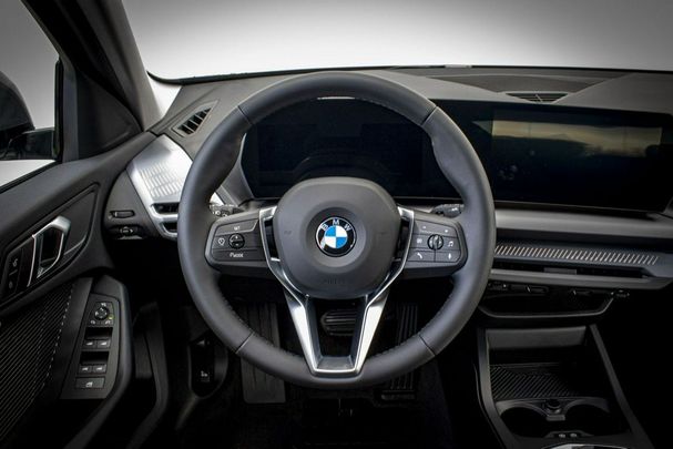 BMW 120i 125 kW image number 16