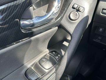 Car image 37