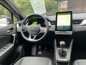 Car image 23