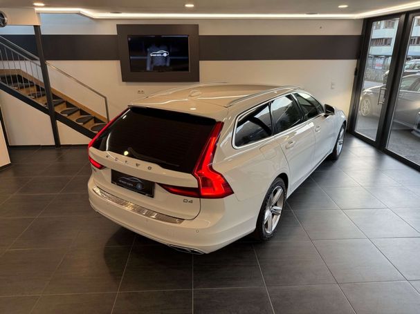 Volvo V90 D4 Momentum 140 kW image number 46