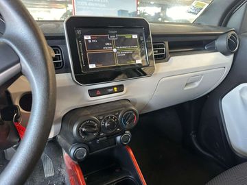 Car image 10