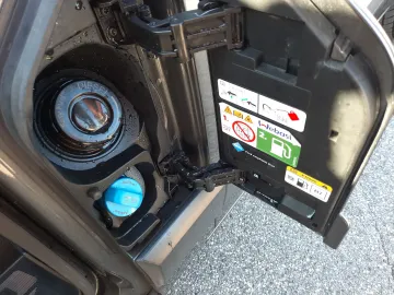 Car image 31