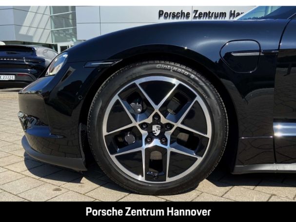 Porsche Taycan 320 kW image number 5