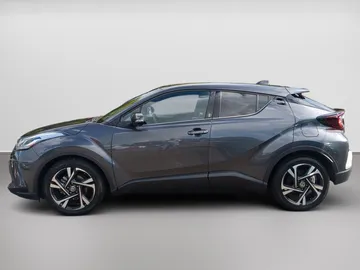 Car image 5