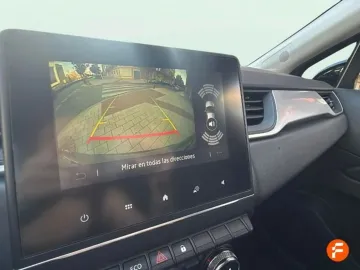 Car image 26