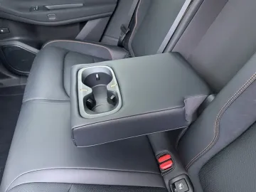 Car image 41