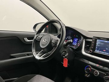 Car image 30