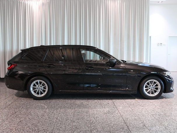 BMW 320d Touring M Sport 140 kW image number 2