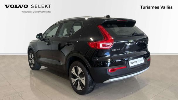 Volvo XC40 T2 Core 95 kW image number 5