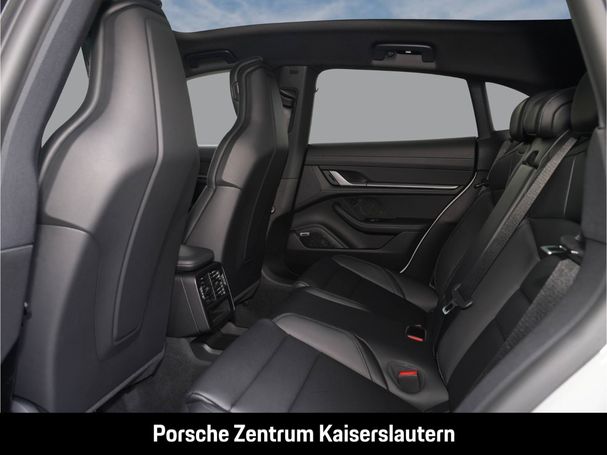 Porsche Taycan 4 Cross Turismo 320 kW image number 24