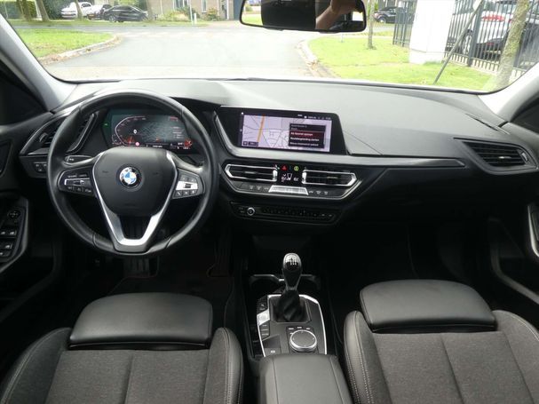 BMW 118i 103 kW image number 4